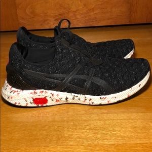 ASICS hyper gel running shoes